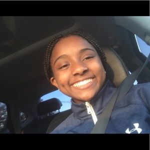 Meet your Posher, Jonnya